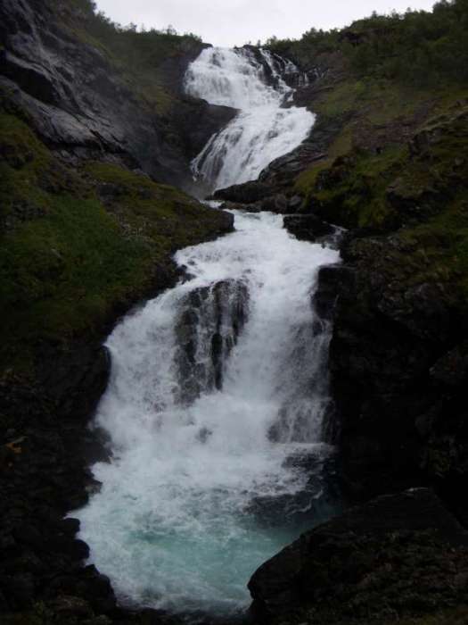 Vodopd Kjossfossen